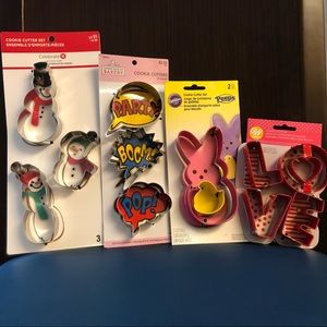 NWT cookie cutters, Just waiting to be used.